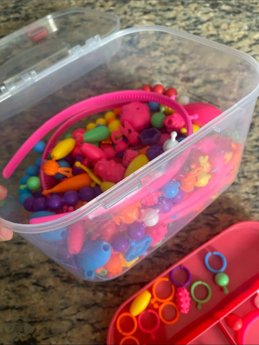 Jewelry & flower making kits